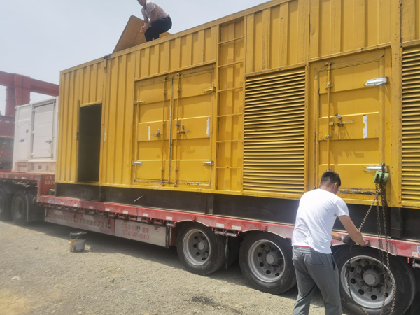 宜黄发电机出租100KW发电机需要什么规格的电缆线?